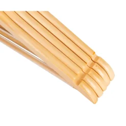 Wooden Clothes Hangers - 8 Pack 13 Wooden Clothes Hangers - 8 Pack -Curver Shop 12822504 4174878808476354