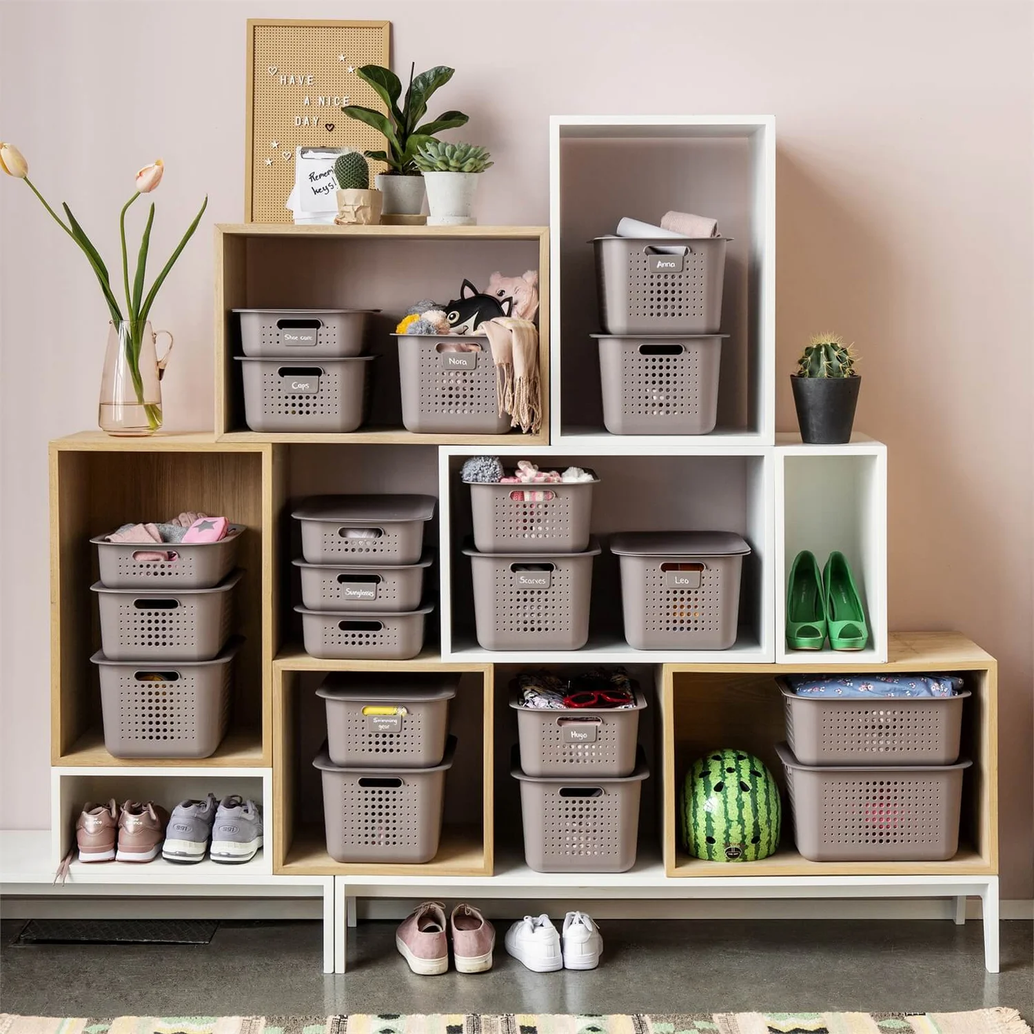 Smartstore 6L Wardrobe Basket - Taupe 8 Smartstore 6L Wardrobe Basket - Taupe - Image 8