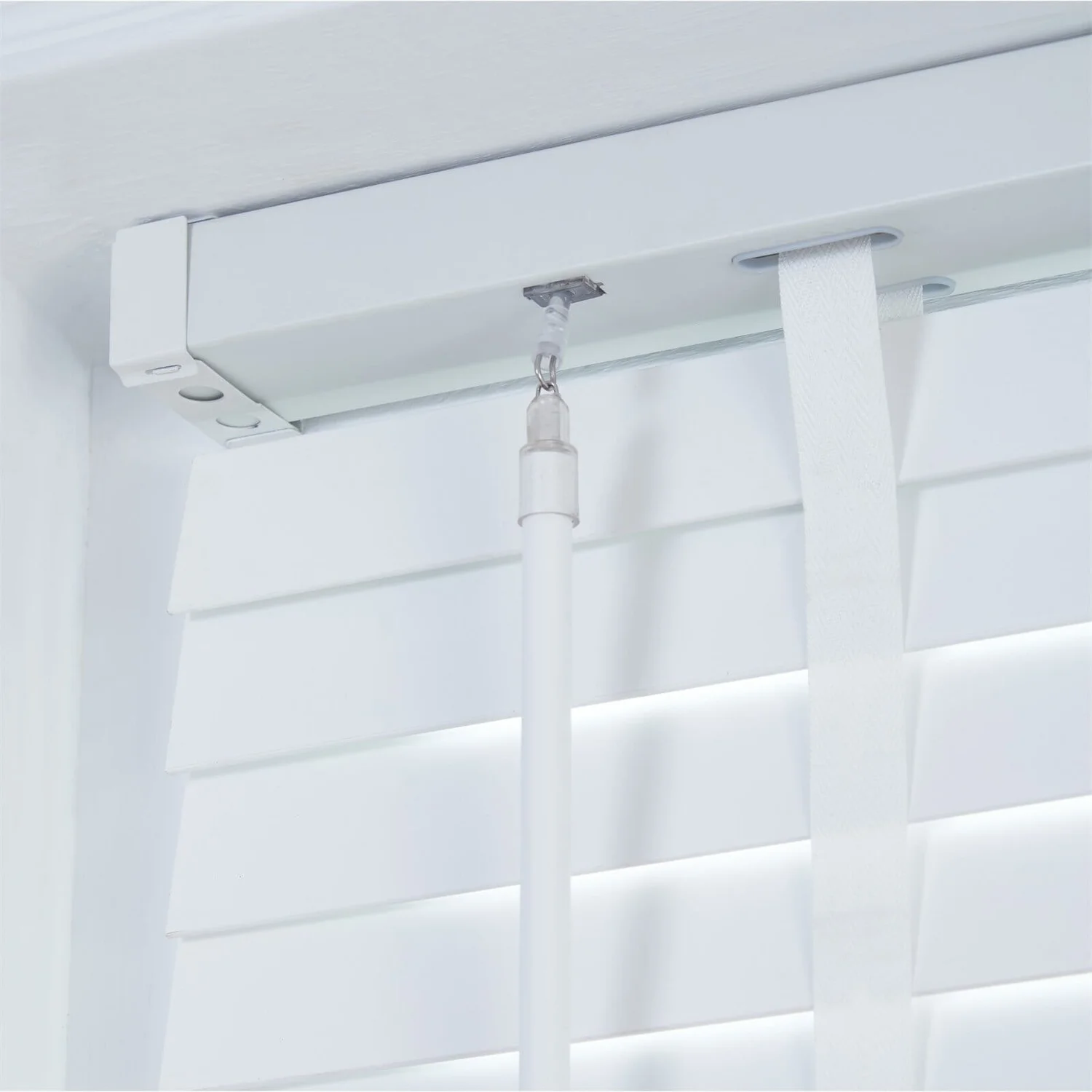 50mm Wood Venetian Blind - White - 170x160cm 4 50mm Wood Venetian Blind - White - 170x160cm - Image 4