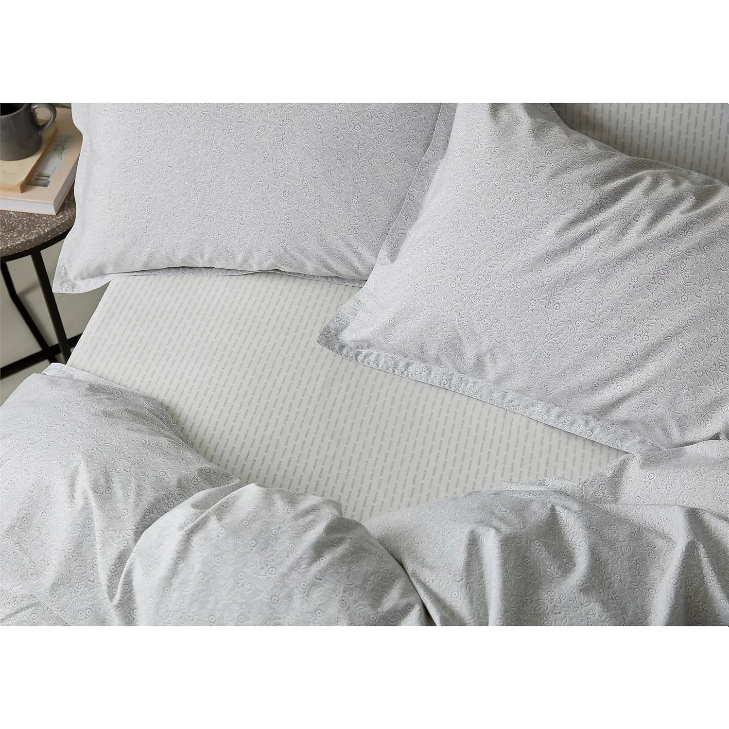 Silva Fitted Sheet Super King Size Cloud Grey 2 Silva Fitted Sheet Super King Size Cloud Grey - Image 2