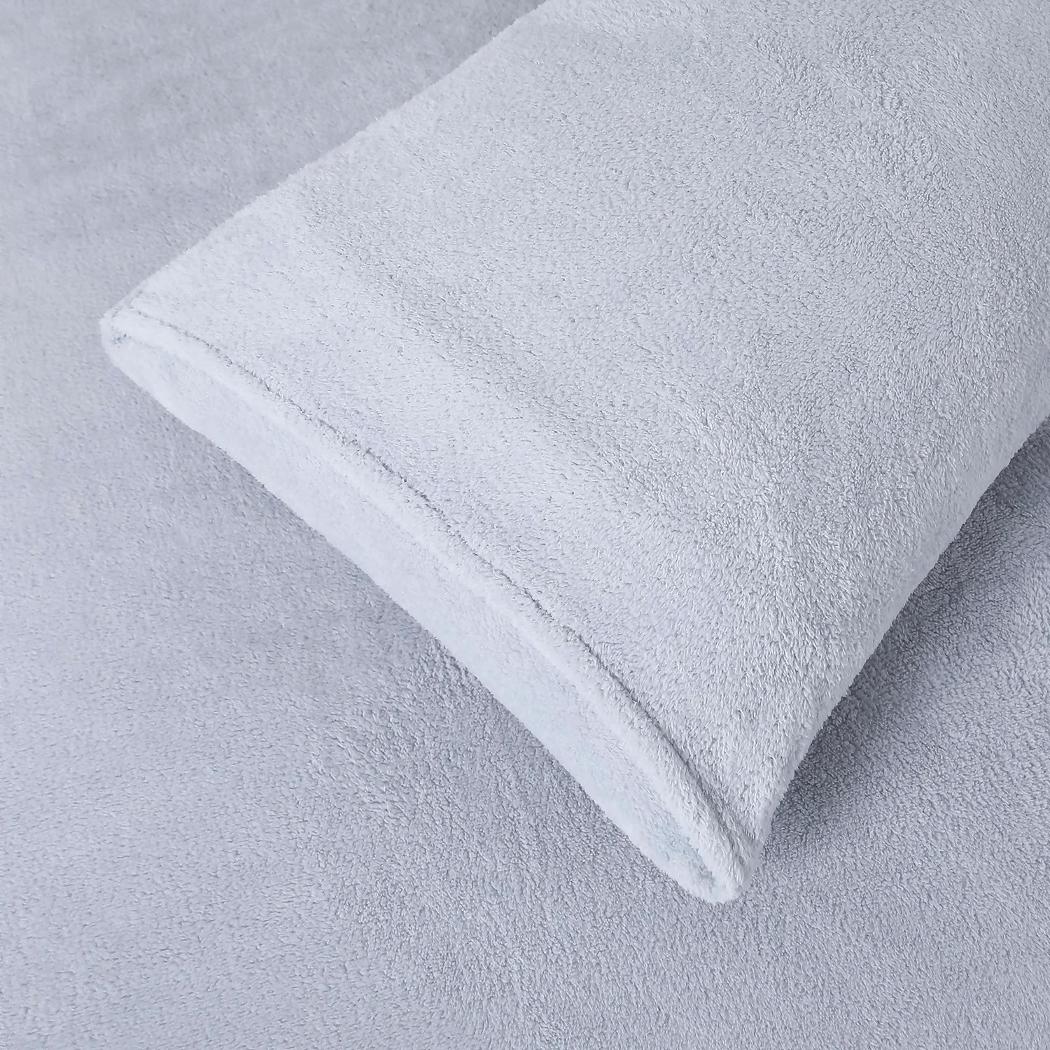 Snuggle Fleece Bedding Set - Vapour - Double 4 Snuggle Fleece Bedding Set - Vapour - Double - Image 4