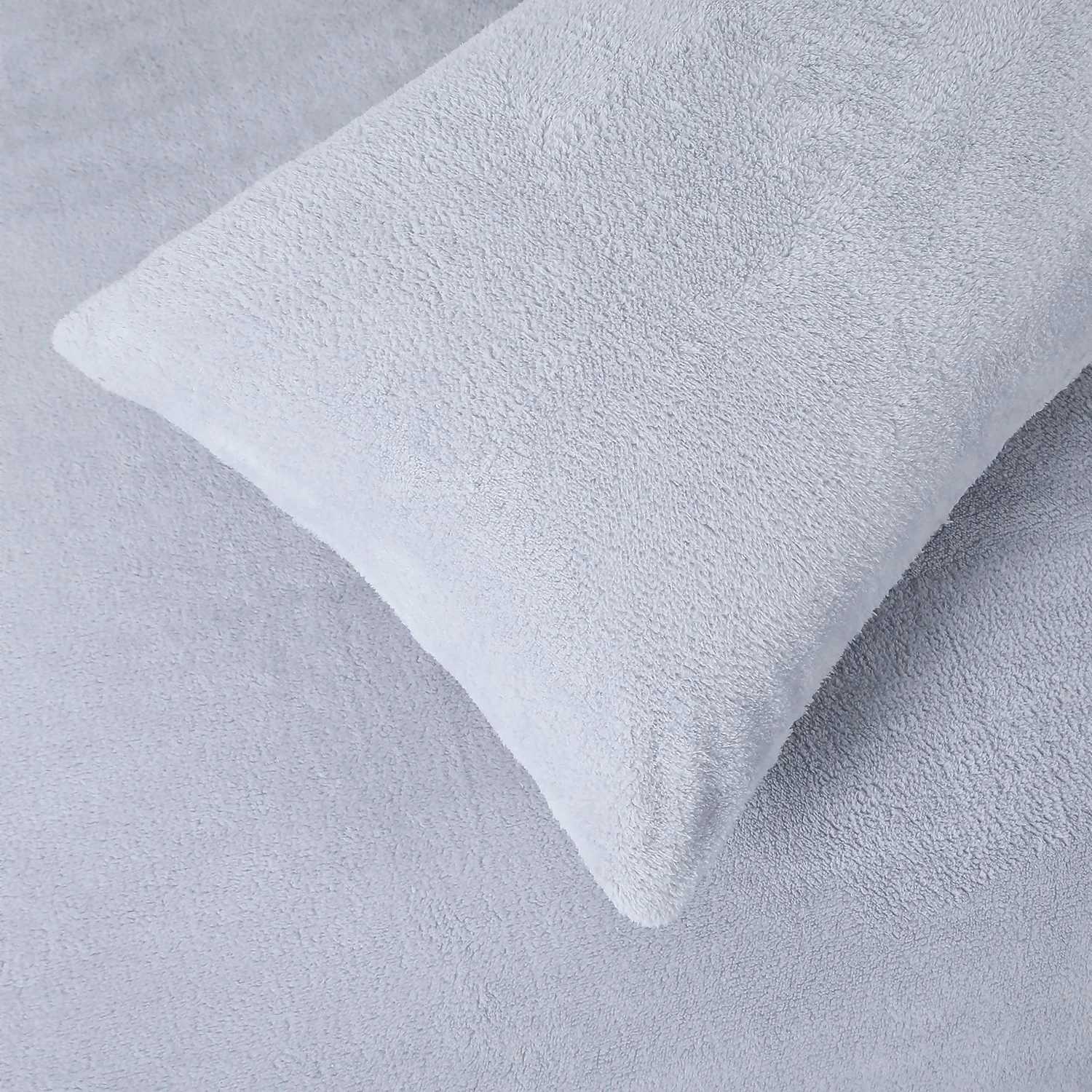 Snuggle Fleece Bedding Set - Vapour - Double 3 Snuggle Fleece Bedding Set - Vapour - Double - Image 3