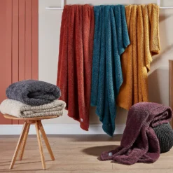 None Snuggle Fleece Throw - 130x180cm - Terracotta -Curver Shop 12892253 2744924458328554