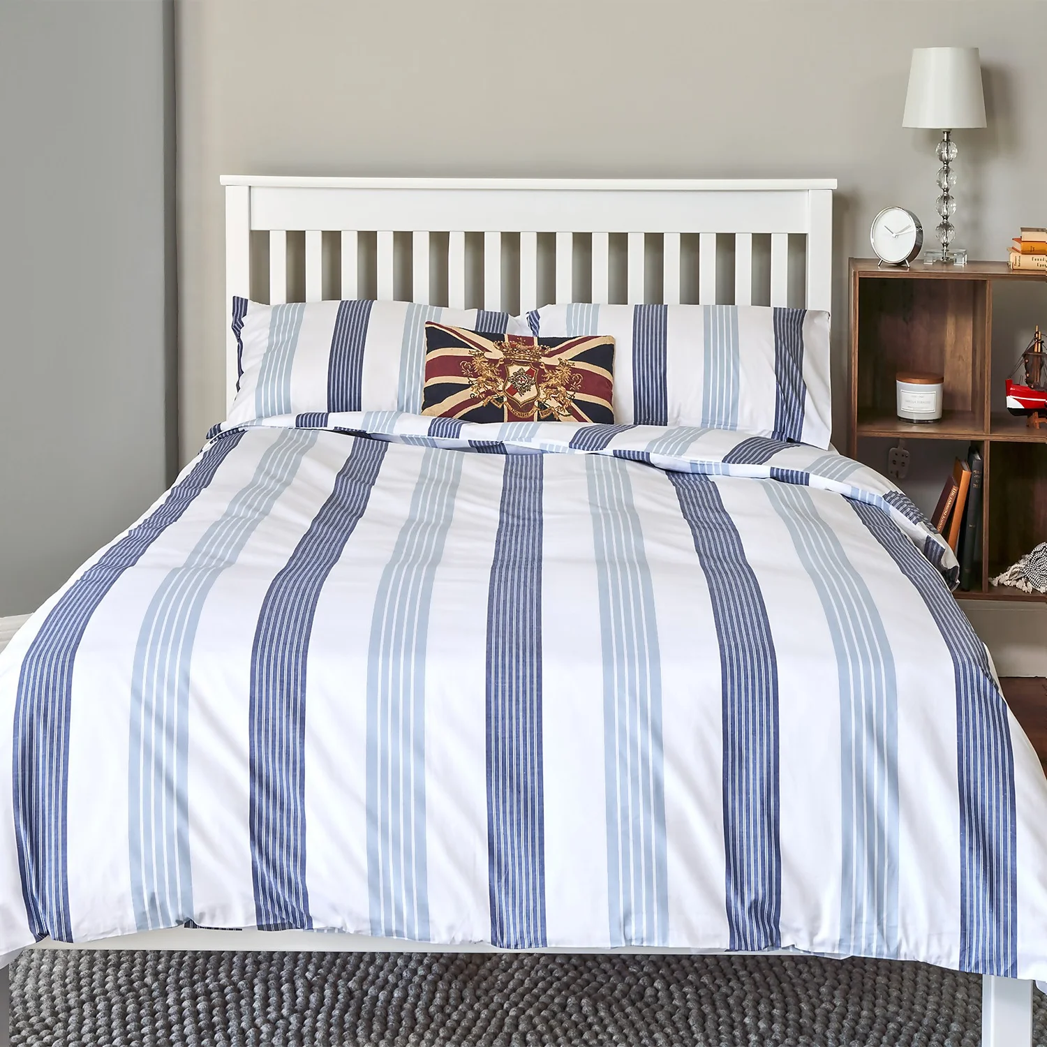 The Willow Manor 100% Cotton Percale Single Duvet Set Oxford Stripe - Blue 2 The Willow Manor 100% Cotton Percale Single Duvet Set Oxford Stripe - Blue - Image 2