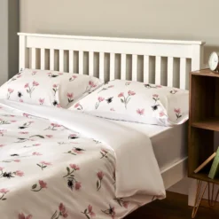 The Willow Manor 100% Cotton Percale Double Duvet Set Print & Embroidered Bee