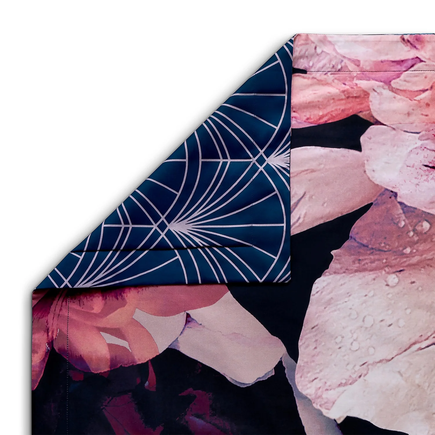 The Willow Manor Egyptian Cotton Sateen 300 Thread Count Single Duvet Set Photo Floral 4 The Willow Manor Egyptian Cotton Sateen 300 Thread Count Single Duvet Set Photo Floral - Image 4