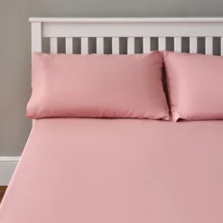 The Willow Manor Easy Care Percale Single Fitted Sheet - Light Pink