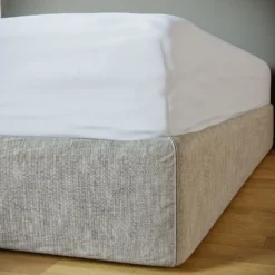 The Willow Manor Egyptian Cotton Sateen 300 Thread Count Double Fitted Sheet - Glacier White -Curver Shop 13116495 1265014368725736