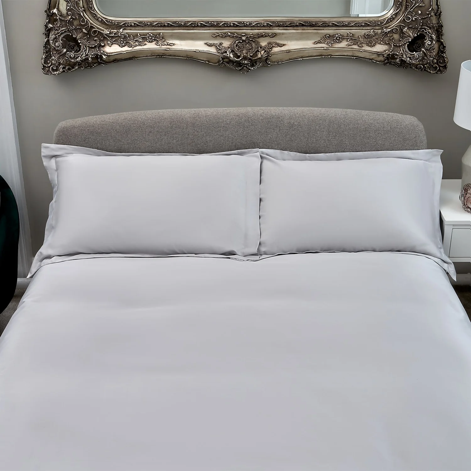 The Willow Manor Egyptian Cotton Sateen 300 Thread Count Single Duvet Set - Pearl Grey 2 The Willow Manor Egyptian Cotton Sateen 300 Thread Count Single Duvet Set - Pearl Grey - Image 2