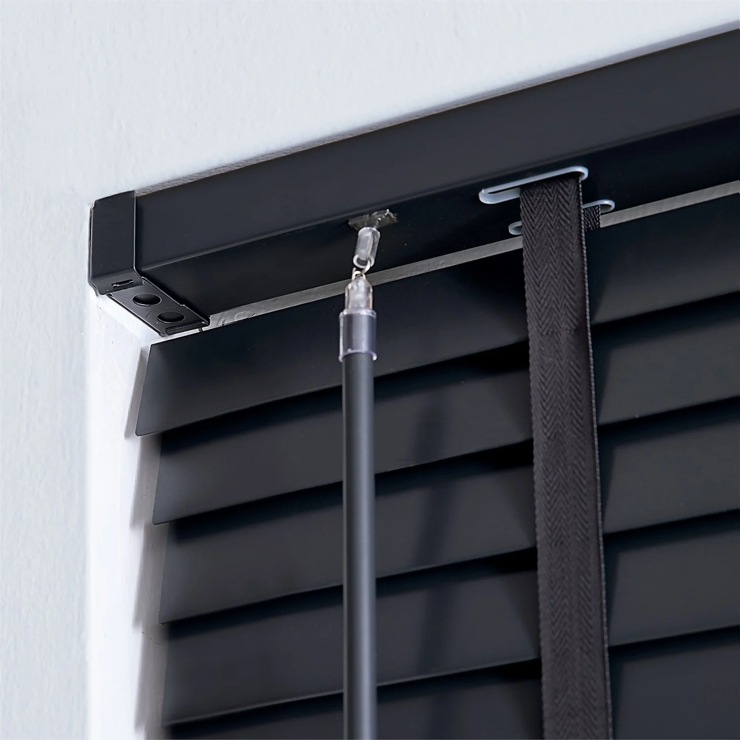 50mm Wood Venetian Blind - Slate - 90x160cm 4 50mm Wood Venetian Blind - Slate - 90x160cm - Image 4