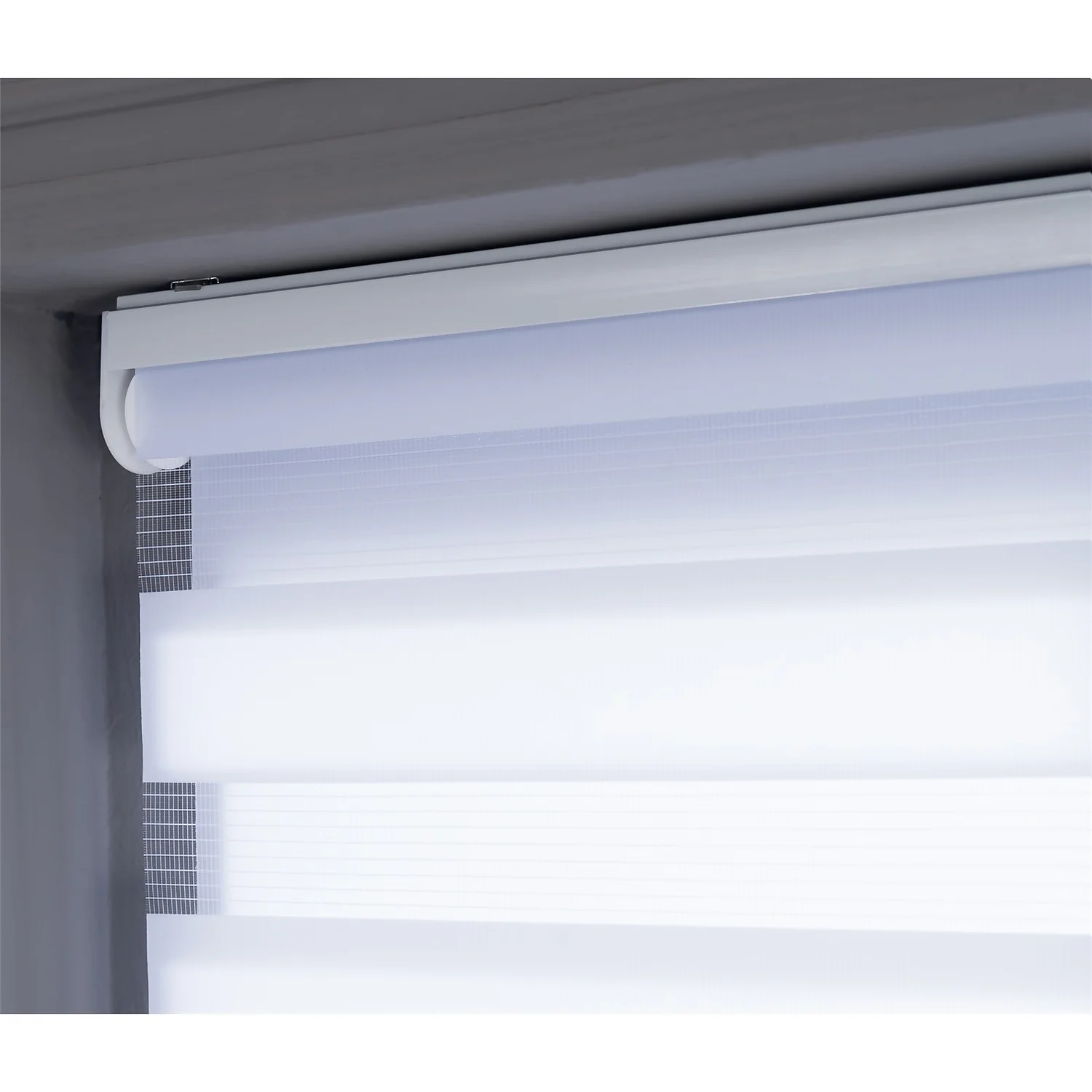 Night & Day Roller Blind - White - 90x160cm 5 Night & Day Roller Blind - White - 90x160cm - Image 5