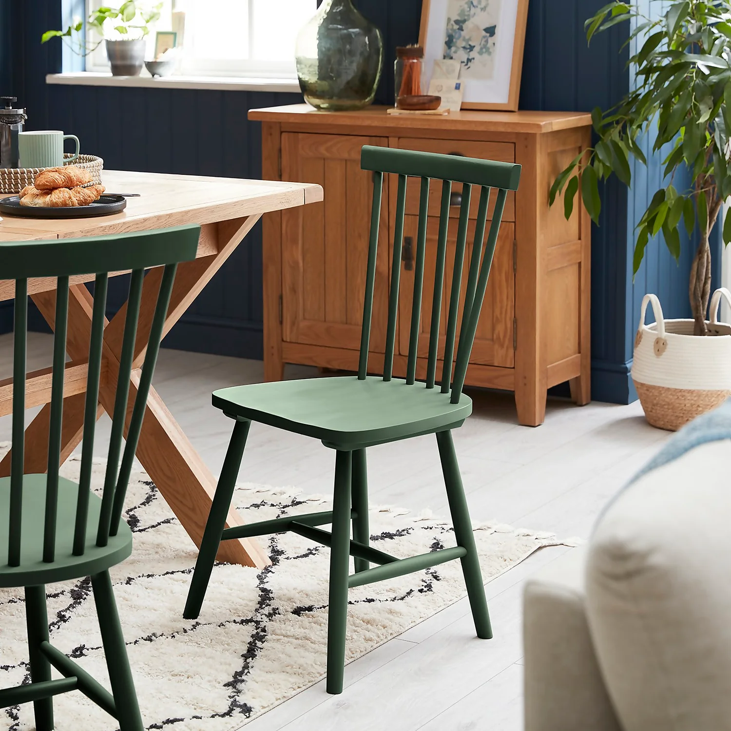 The Spindle Chair - Set Of 2 - Forest Green 2 The Spindle Chair - Set Of 2 - Forest Green - Image 2