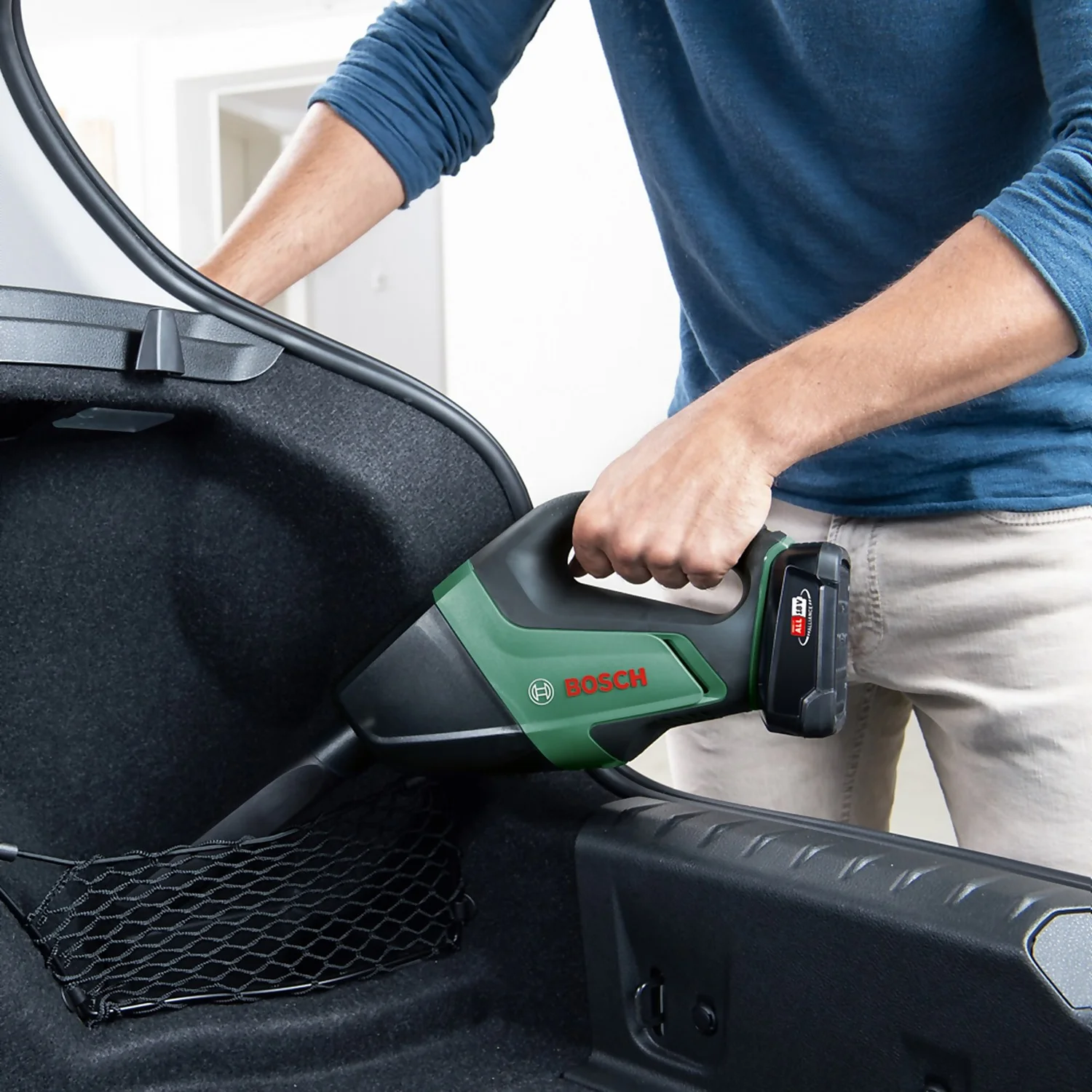 Bosch UniversalVac 18 Cordless Vacuum Cleaner (no Battery Included) 5 Bosch UniversalVac 18 Cordless Vacuum Cleaner (no Battery Included) - Image 5