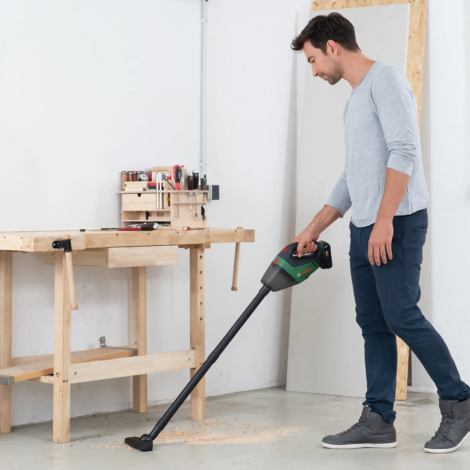 Bosch UniversalVac 18 Cordless Vacuum Cleaner (no Battery Included) 3 Bosch UniversalVac 18 Cordless Vacuum Cleaner (no Battery Included) - Image 3