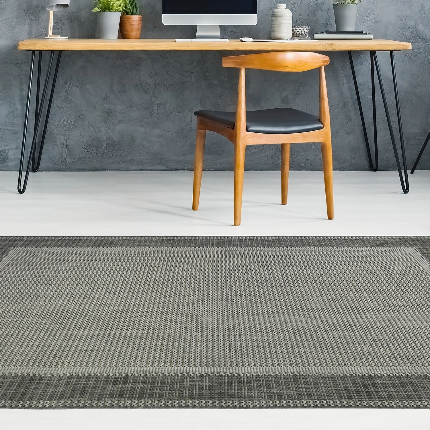 Denver Border Indoor/Outdoor Rug - Grey - 200x290cm 2 Denver Border Indoor/Outdoor Rug - Grey - 200x290cm - Image 2