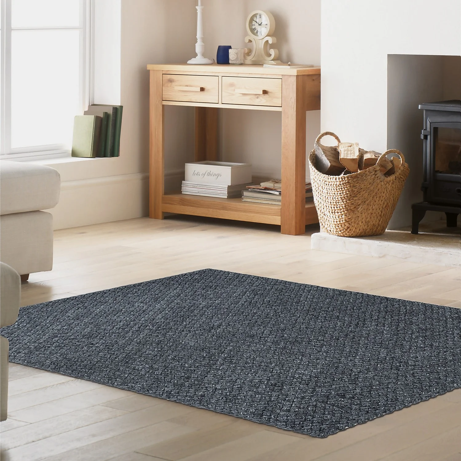 New Dawn Nila Rug - Charcoal - 160x230cm 2 New Dawn Nila Rug - Charcoal - 160x230cm - Image 2