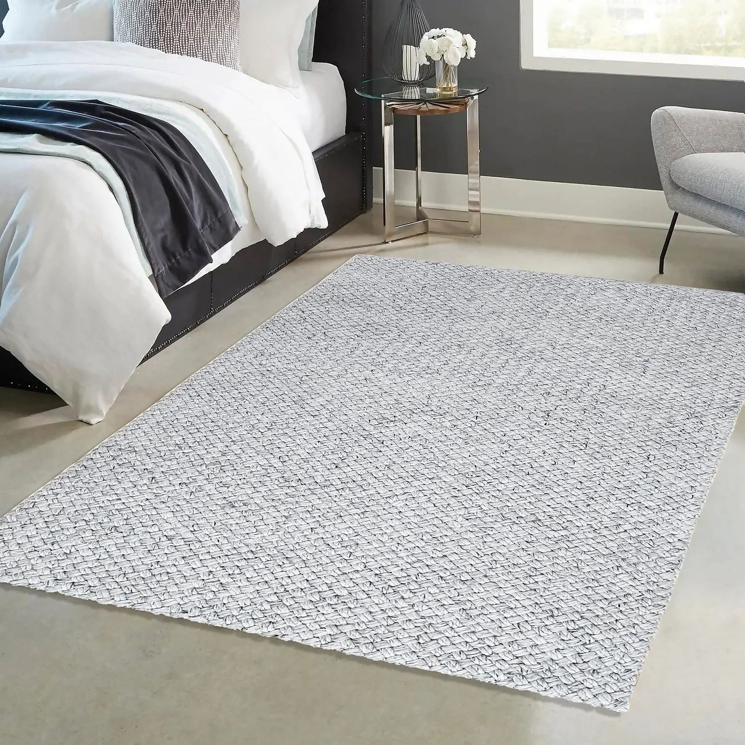 New Dawn Nila Rug - Silver - 160x230cm 2 New Dawn Nila Rug - Silver - 160x230cm - Image 2
